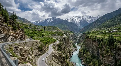 Yulla Kanda + Kinnaur Circuit (Sangla · Chitkul · Kalpa): kinnaur valley
